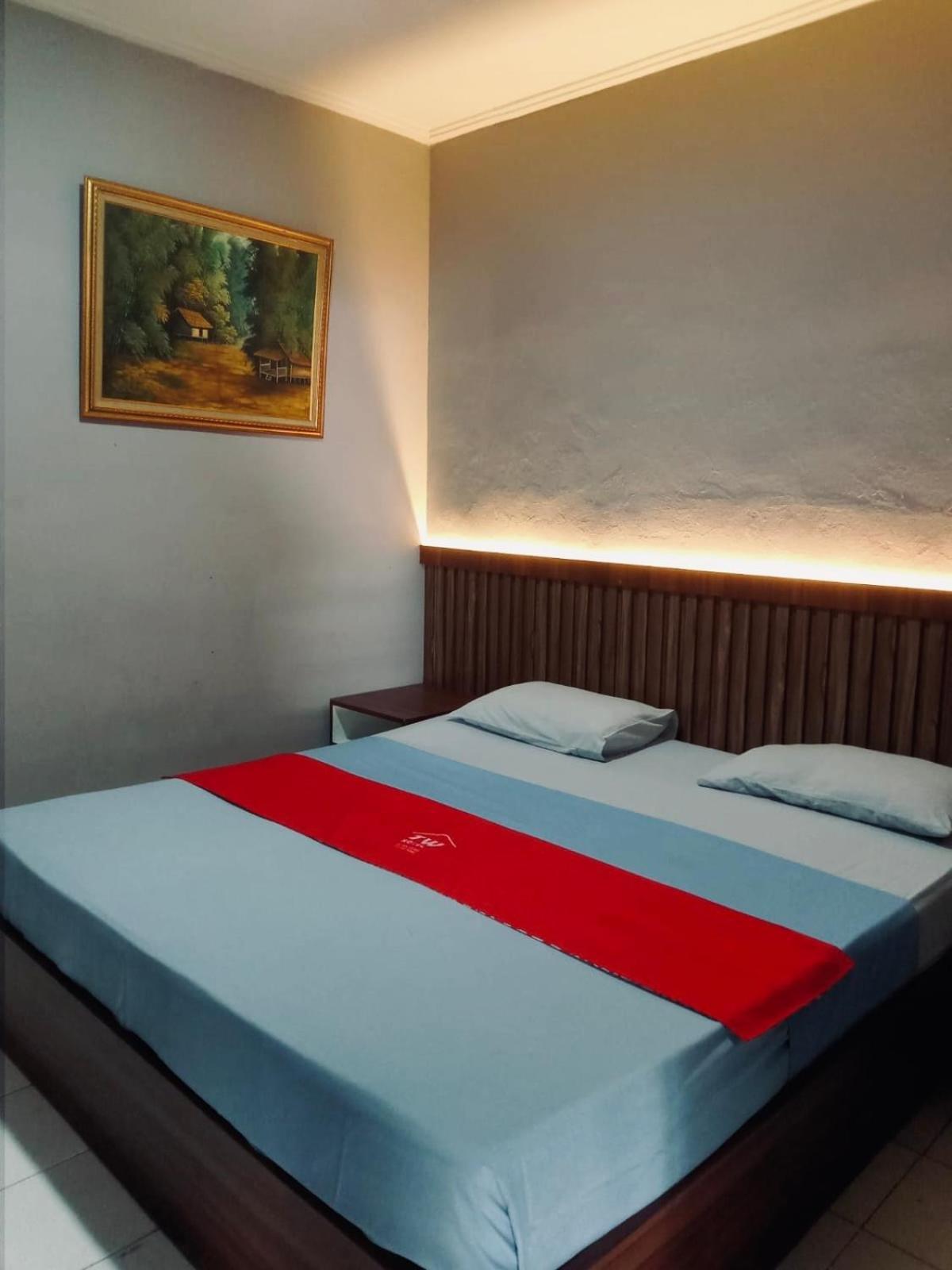 Tw Penginapan Cianjur Luaran gambar